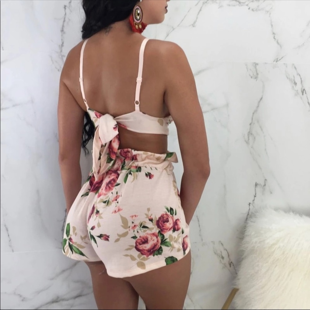 ✨✨✨Flower print set✨✨✨ - Picture 2 of 2